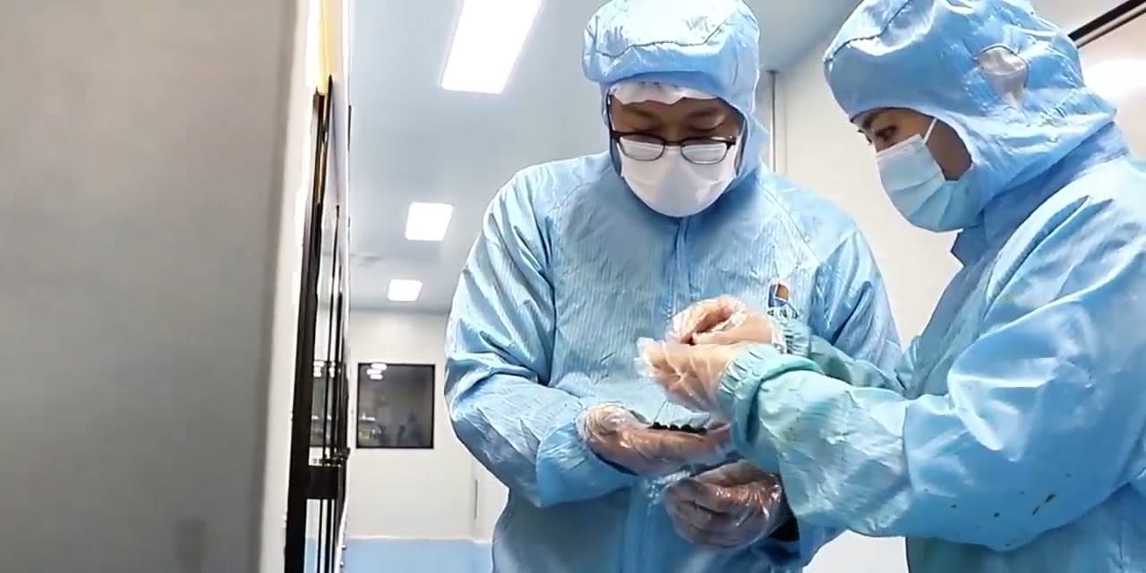 Dongkai cleanroom production team